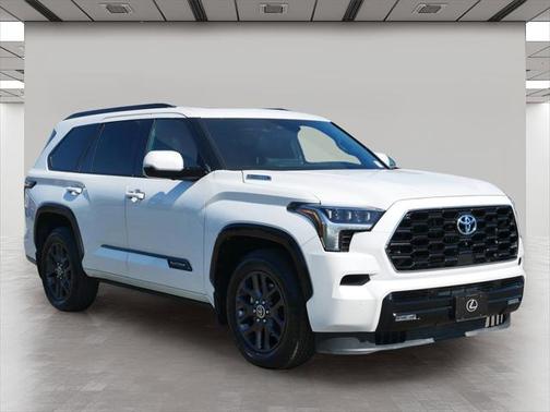 2023 Toyota Sequoia Platinum