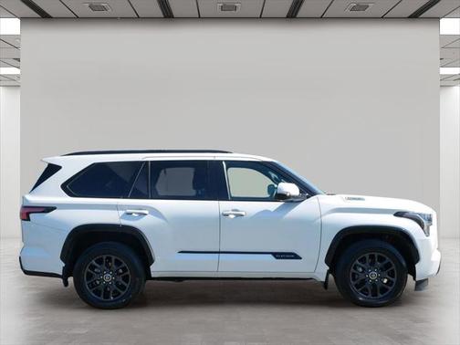 2023 Toyota Sequoia Platinum