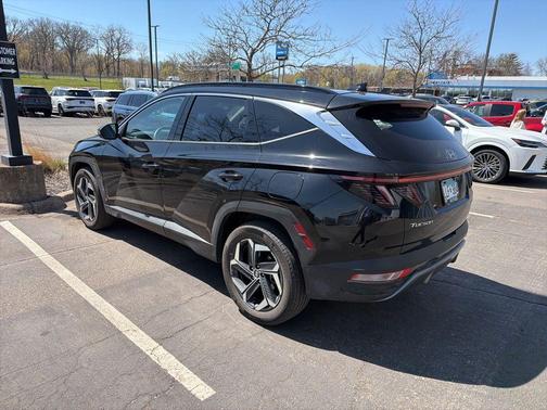 Black Pearl 2024 Hyundai TUCSON Hybrid Limited