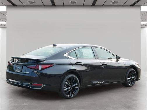 2025 Lexus ES 300h Base