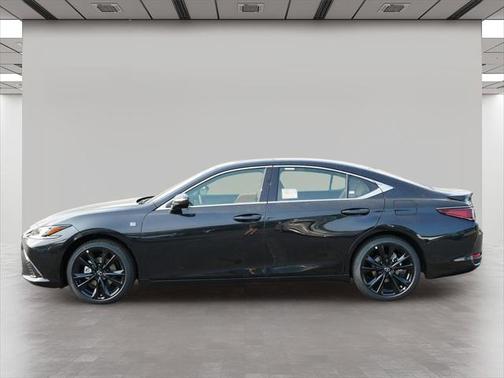 2025 Lexus ES 300h Base