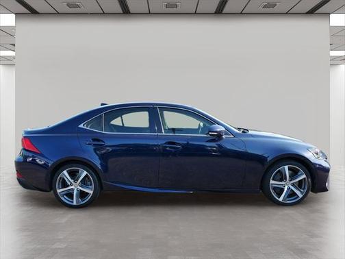 2018 Lexus IS 300 Base