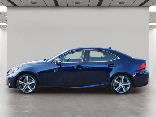 2018 Lexus IS 300 Base