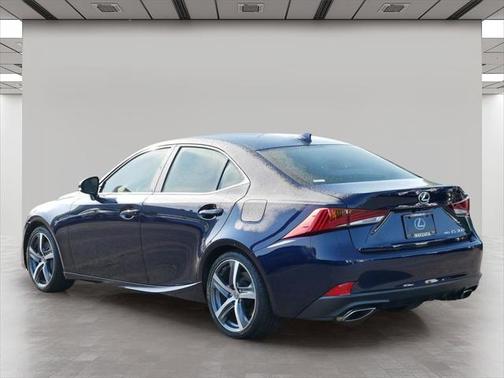 2018 Lexus IS 300 Base