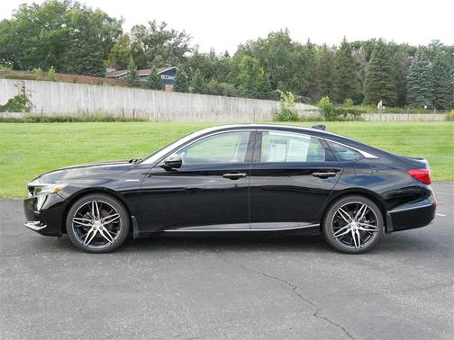 2022 Honda Accord Hybrid Touring
