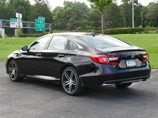 2022 Honda Accord Hybrid Touring