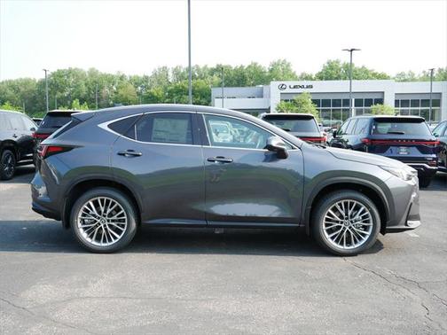 2025 Lexus NX 350 Premium