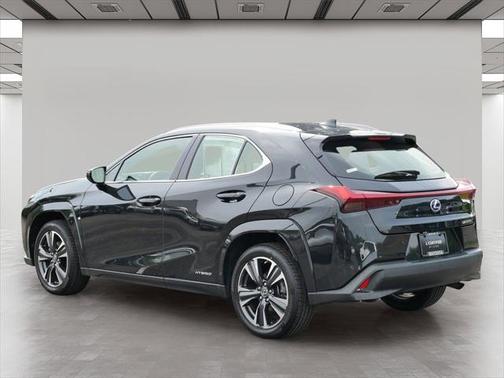 2022 Lexus UX 250h Base