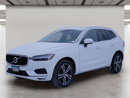2021 Volvo XC60 T5 Momentum