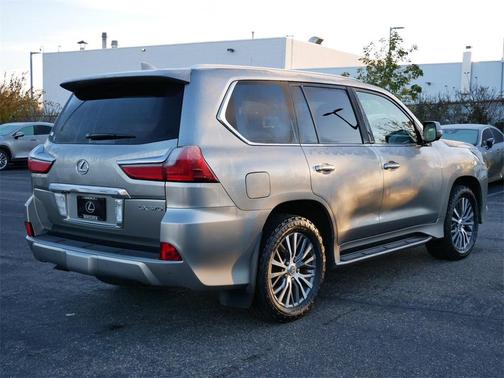 2016 Lexus LX 570 Base