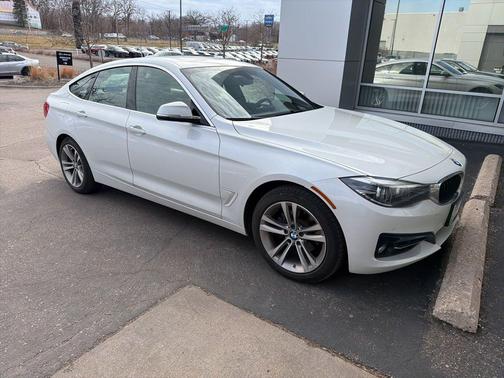 2018 BMW 330 Gran Turismo xDrive