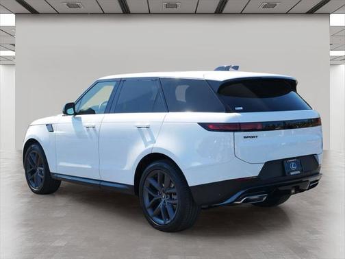 2024 Land Rover Range Rover Sport SE