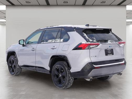 2021 Toyota RAV4 Hybrid SE