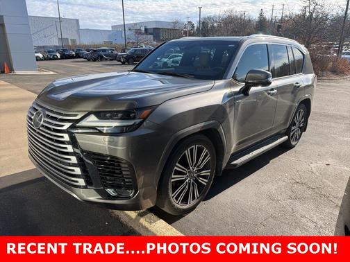 2024 Lexus LX 600 Luxury