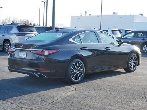 2025 Lexus ES 350 Base