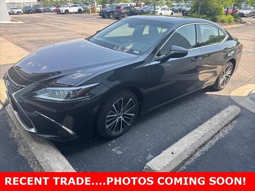 2023 Lexus ES 350 Base