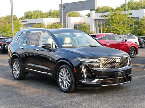 2022 Cadillac XT6 Premium Luxury AWD