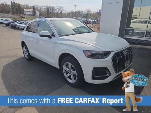 Ibis White 2023 Audi Q5 40 Premium