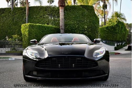 2022 Aston Martin DB11 Volante