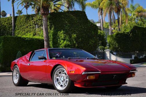 1972 DeTomaso Pantera 