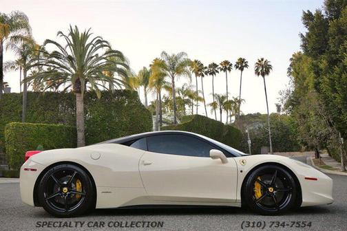 Avorio 2011 Ferrari 458 Italia Base