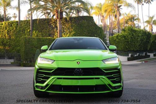 Verde Mantis Pearl 2022 Lamborghini Urus
