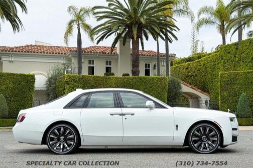 Arctic White 2024 Rolls-Royce Ghost