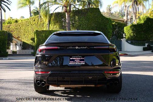 2019 Lamborghini Urus 