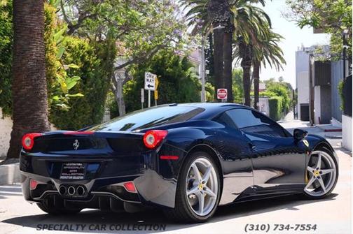 2011 Ferrari 458 Italia Base