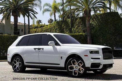 White 2022 Rolls-Royce Cullinan