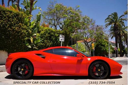 2017 Ferrari 488 GTB Base