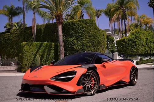 2021 McLaren 765LT Coupe