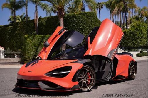 2021 McLaren 765LT Coupe