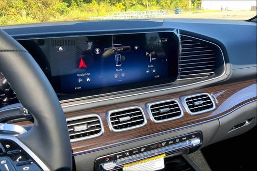 Cirrus Silver Metallic 2026 Mercedes-Benz GLE 450 4MATIC