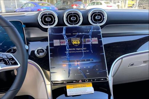 Obsidian Black Metallic 2026 Mercedes-Benz GLC 300 Base