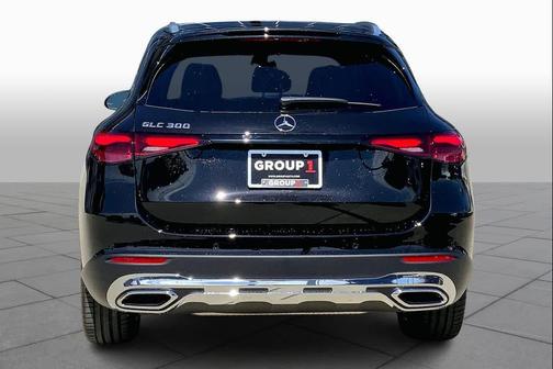 Obsidian Black Metallic 2026 Mercedes-Benz GLC 300 Base