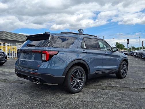 Vapor Blue Metallic 2026 Ford Explorer ST
