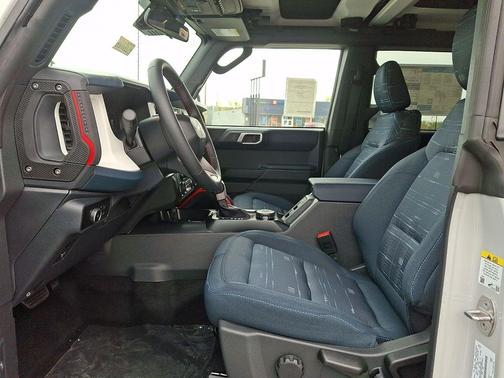 Avalanche Gray 2026 Ford Bronco Heritage Edition