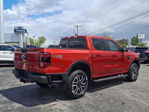 Hot Pepper Red Metallic Tinted Clearcoat 2024 Ford Ranger LARIAT