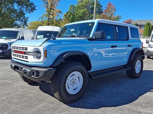 2025 Ford Bronco Heritage Edition