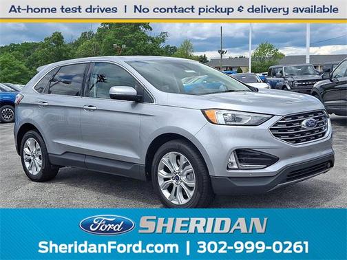 2022 Ford Edge Titanium