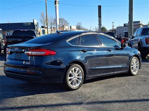 2020 Ford Fusion Hybrid SE