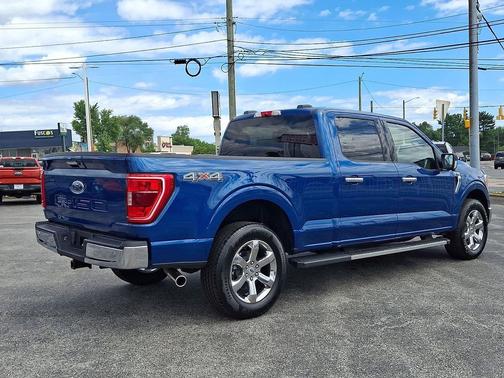 Atlas Blue Metallic 2022 Ford F-150 XLT