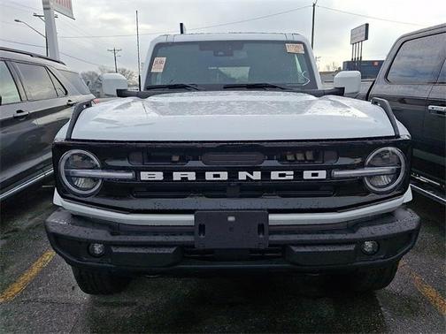 2025 Ford Bronco Outer Banks