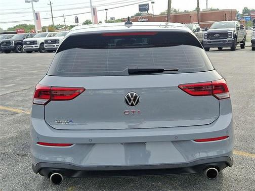 2024 Volkswagen Golf GTI 2.0T SE DSG