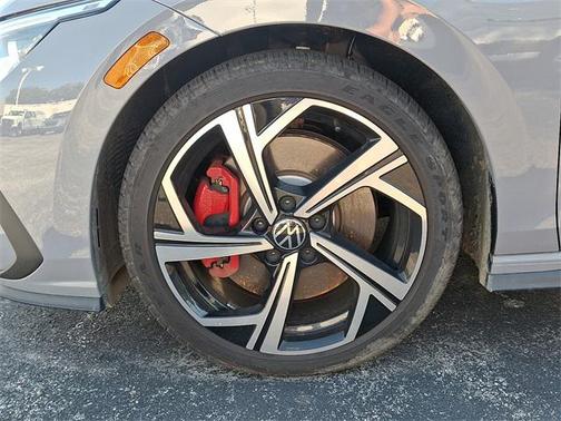 2024 Volkswagen Golf GTI 2.0T SE DSG