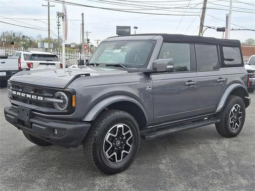 2022 Ford Bronco Outer Banks