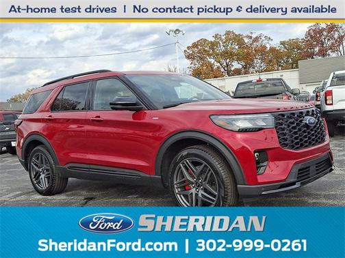 2025 Ford Explorer ST-Line