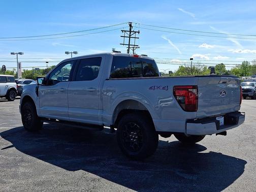 Avalanche 2026 Ford F-150 XLT