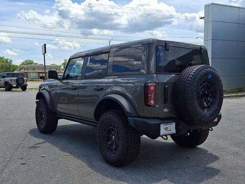 Marsh Gray 2026 Ford Bronco Badlands